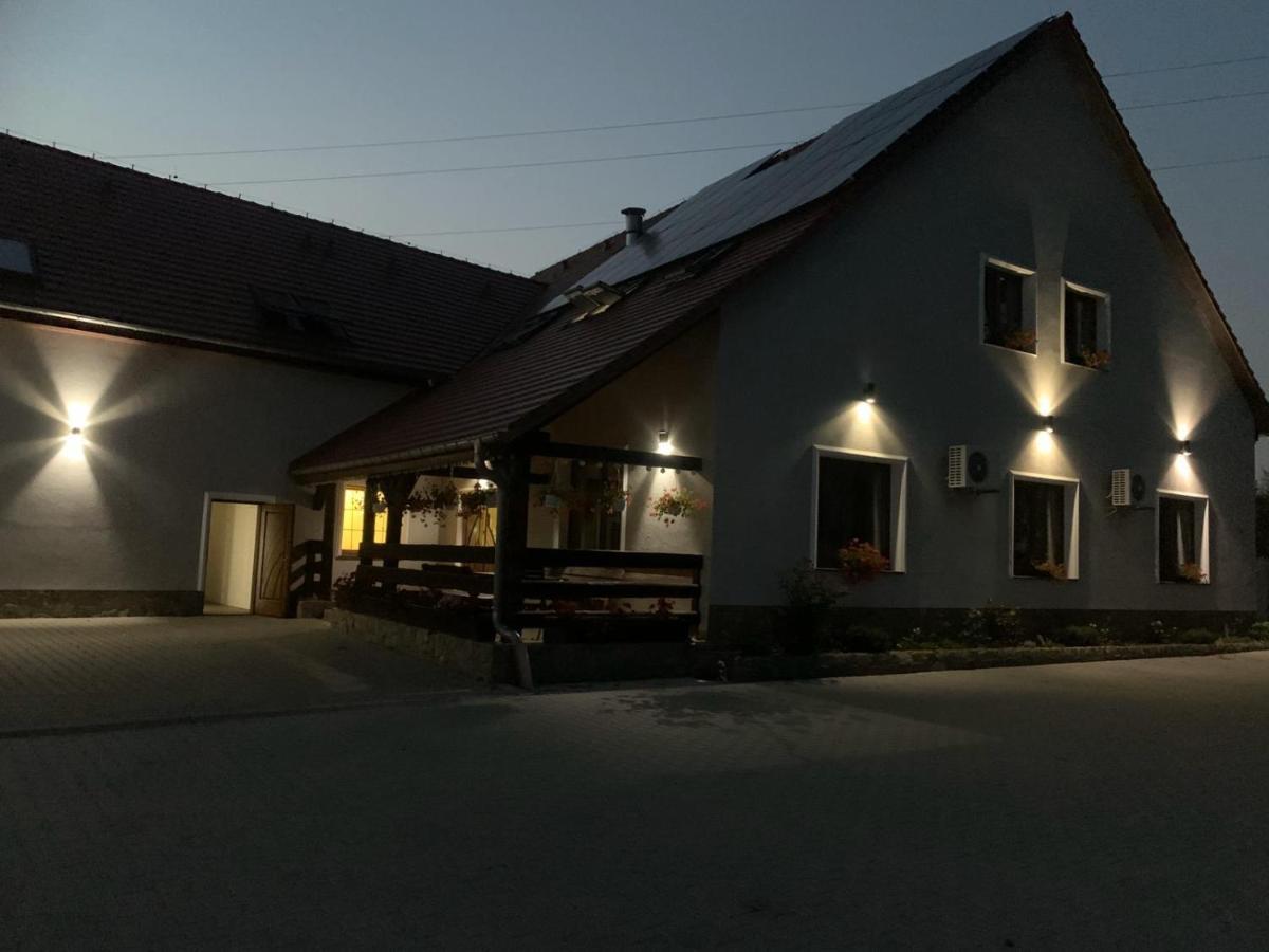 Zajazd Zacheta Kamienna Gora Dış mekan fotoğraf
